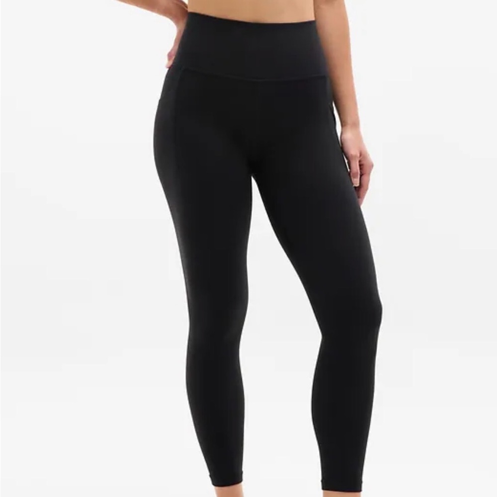 Set of 5 black Athleta leggings